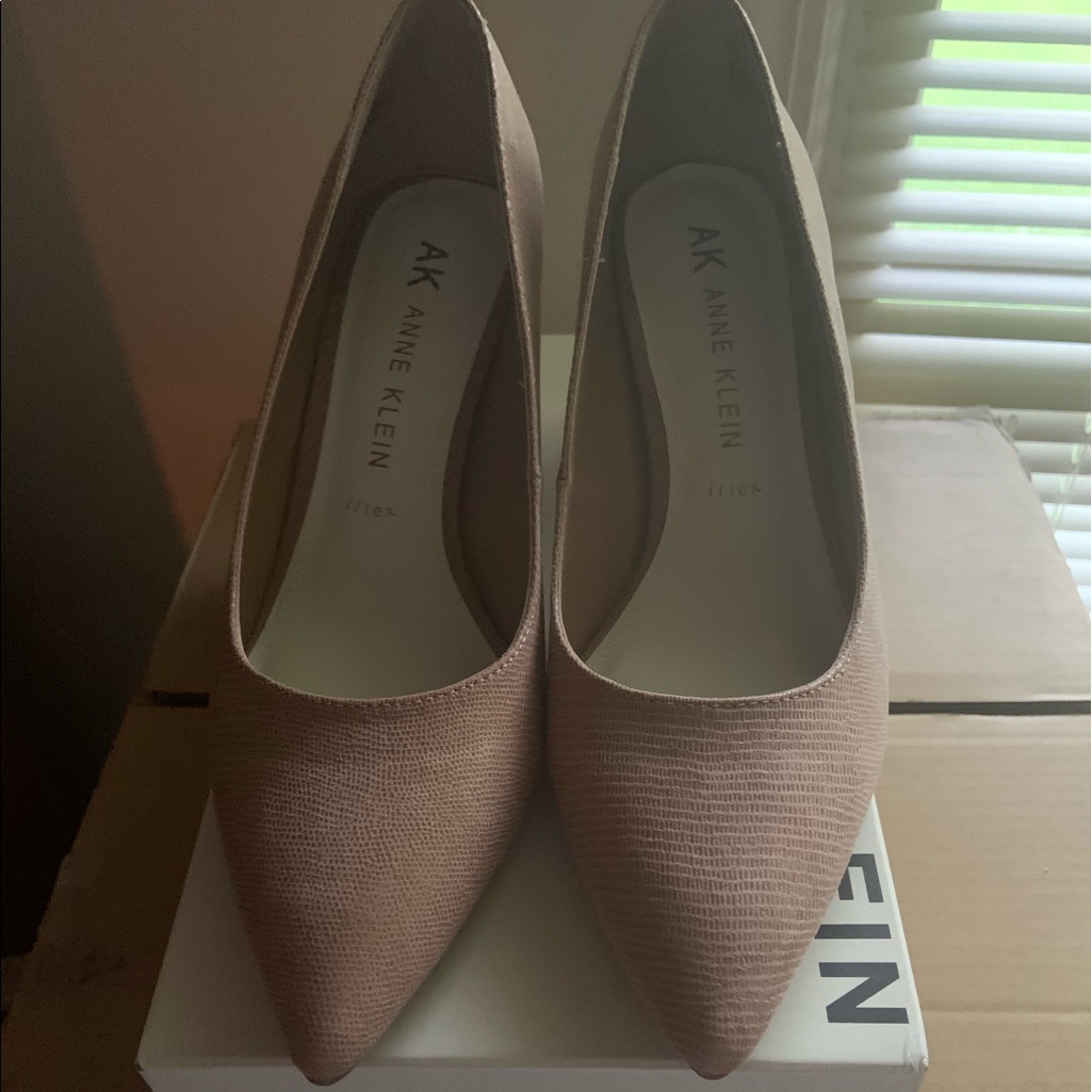 Brand New Anne Klein BeigeTan Heels